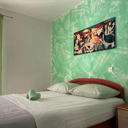 Aleric Apartment *